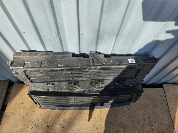 Radiatorrooster OEM 9836958180 voor Peugeot 308 & Opel Astra image 4