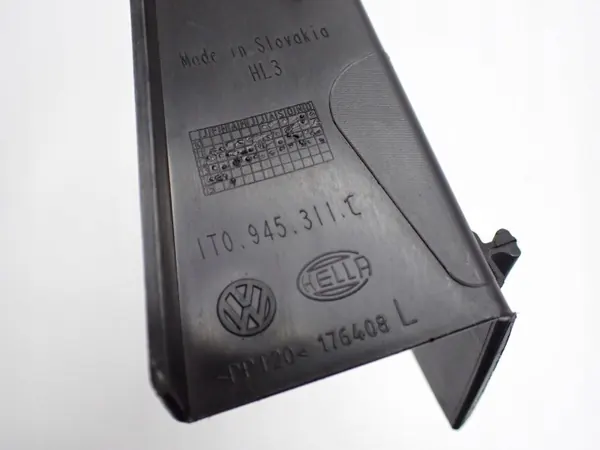 OEM 1T0945311C Cache Phare Arrière Gauche VW Touran image 3
