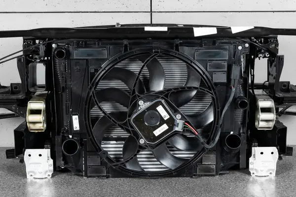 BMW 5 F10 F11 Frontverstärkung N20 520i image 10