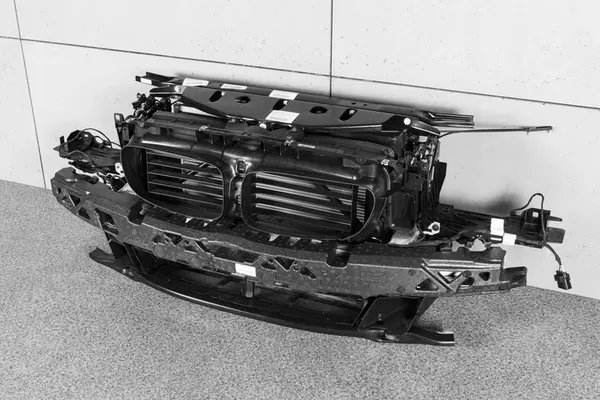 BMW 5 F10 F11 Frontverstärkung N20 520i image 3