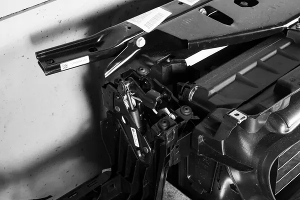 BMW 5 F10 F11 Frontverstärkung N20 520i image 6