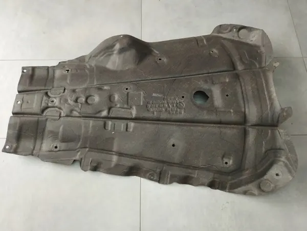 BMW 7 G11 tunnelieristys kansi OEM 7438591 image 2
