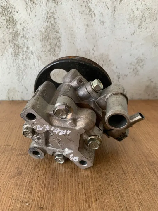 Opel Insignia A 1.8 16V Pompe de Direction 13258067 image 3