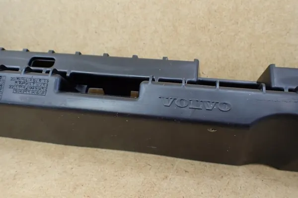 Volvo XC90 II oikea etu kynnyskiinnike OEM 32216524 image 7