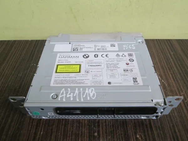 BMW OEM 6821168 Radio Head Unit - Gebruikt image 2