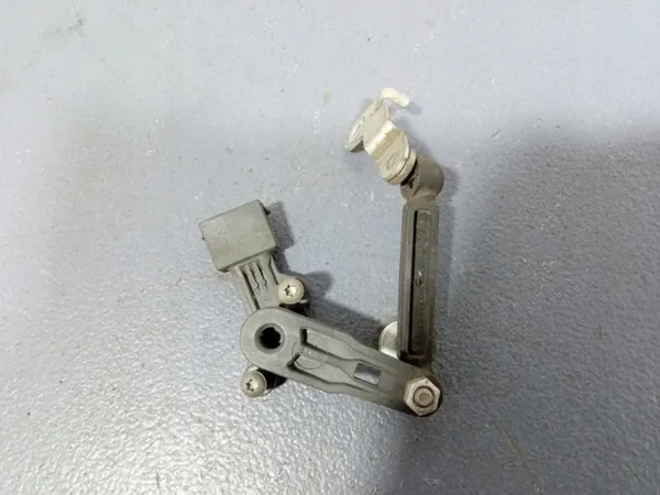 Capteur de Niveau Phare BMW X3 G01 G02 OEM 6895467 image 5