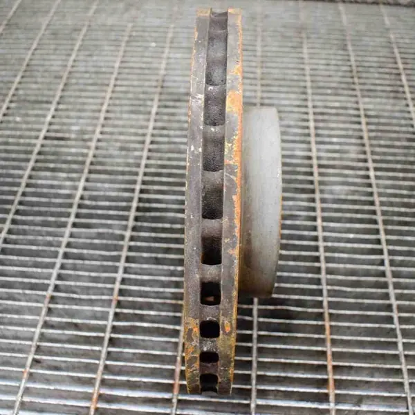 Voorste Remschijf Rechts Mercedes-Benz C W204 A0004211112 image 3