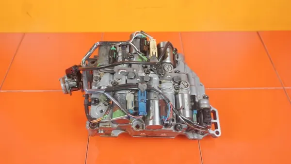 Unité Mécatronique OEM D5244T4 pour Volvo D5 185CH image 5