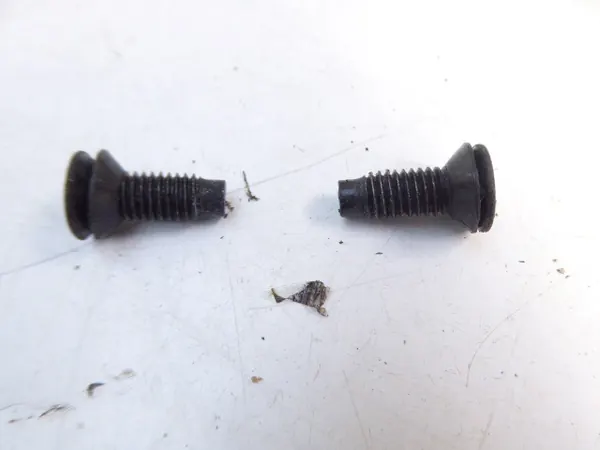 Nissan Qashqai I J10 Lift Serrure de hayon 2010-2014 OEM image 4