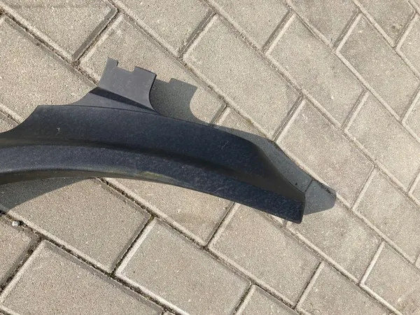 VOLKSWAGEN GOLF II G60 Right Front Fender Trim image 6