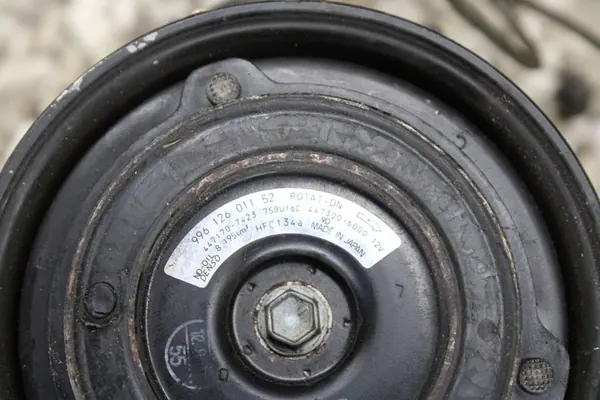 Compresor A/C Porsche 911 997 image 3