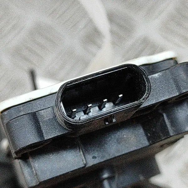 OEM 9464869 Klapinaktiivari BMW X5 G05 3.0L image 5