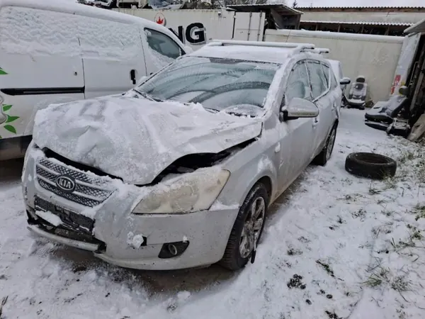 Spjällhus OEM 2773226 för Kia Ceed 1.6L 2007 image 9