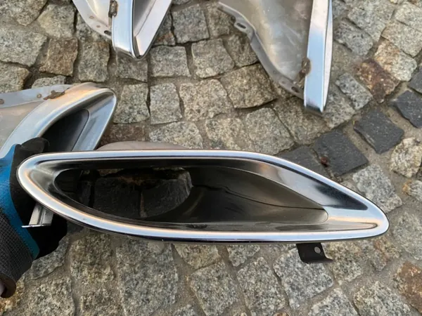 Mercedes 205 C Klasse Linker Achterdemper OEM 205490300 image 6