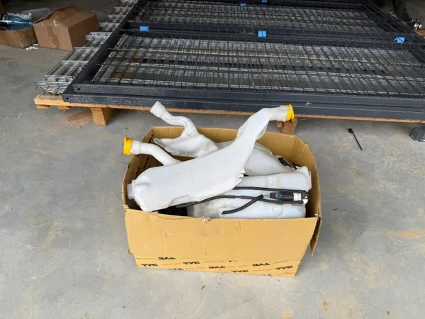 Renault OEM 260566235R Ajovalon säädön moottori image 3