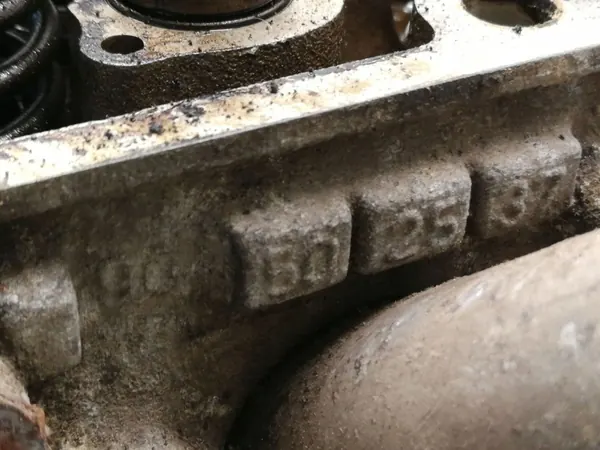 Culasse Opel Astra F OEM 90502537 1.4 8V image 5
