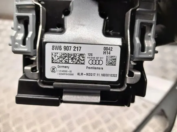 Câmera Audi A5 OEM 8W6906217 - Audi OE usado image 5