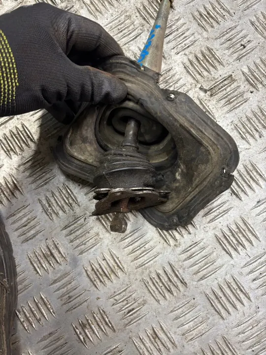 Levier de boîte de transfert Mitsubishi OEM LEWAREK WYBIERAK REDUKTORA image 3