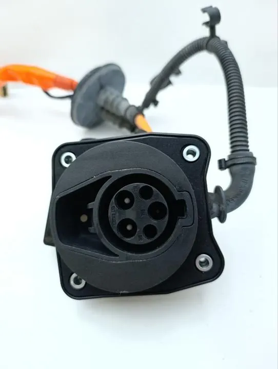 Cable de carga Porsche OEM 7P5915651 - Usado image 4