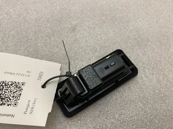 OEM 9815226680 Kentekenplaatlamp Peugeot 3008 II 2021 image 3