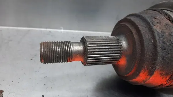 Vänster halvmellanaxel 1J0407271F VW Golf IV Bora image 4