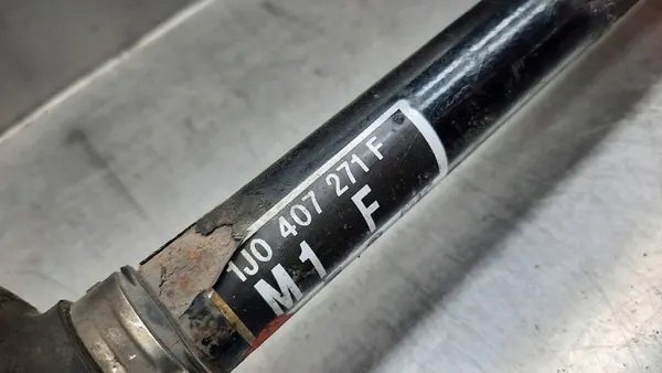 Vänster halvmellanaxel 1J0407271F VW Golf IV Bora image 6