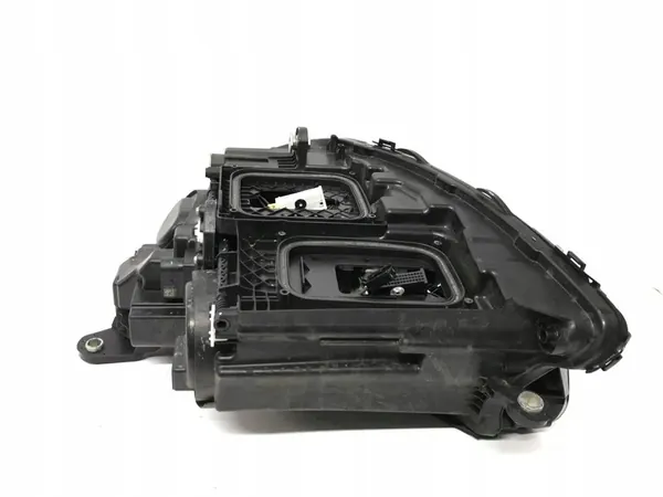 MERCEDES W213 W238 RECHTER VOORLAMP EUROPA LIFT A2139067008 image 10