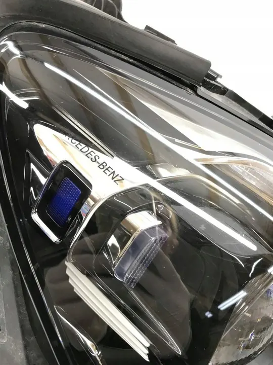 MERCEDES W213 W238 RECHTER VOORLAMP EUROPA LIFT A2139067008 image 4