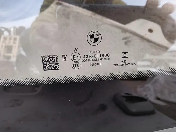 BMW 7 G70 etutuuletin OEM - Käytetty image 7