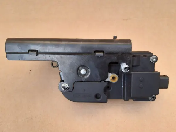 Tailgate Lock Mercedes Vito W639 A6397401635 image 3