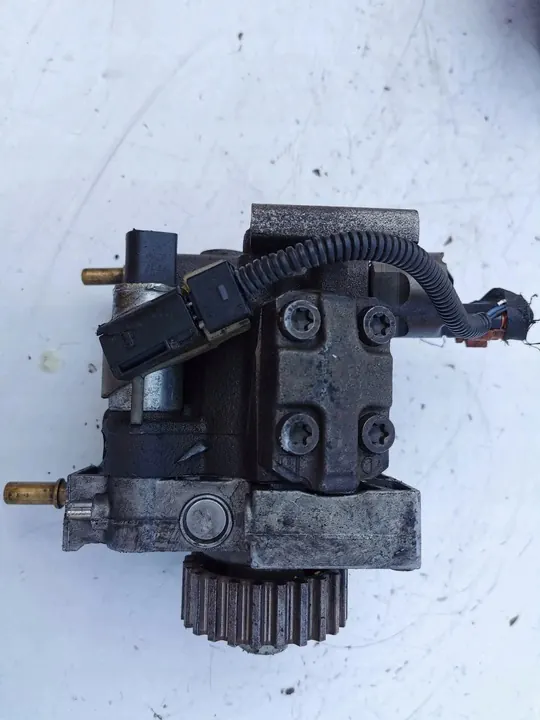 PEUGEOT 407 2.7HDI Brandstofpomp 4S7Q-9B395-AK image 6