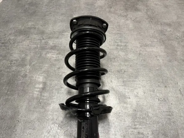 Amortecedor a gás OEM 3WA413023H - Usado image 3