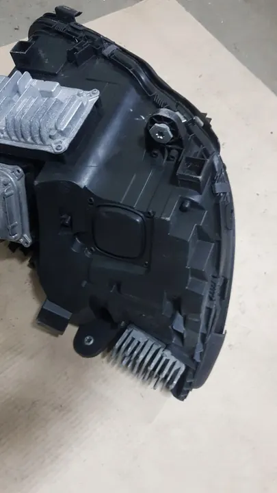 MERCEDES 205 C FULL LED LAMP LINKS OEM 2059068701 image 9