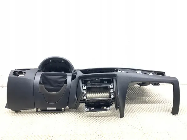 Salpicadero OEM LORK-1762-57548 con airbag pasajero BMW E84 image 5