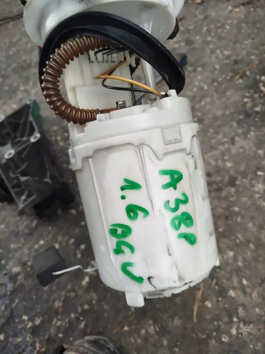 Bomba de combustível Audi A3 8P VW Seat 1K0919051H 1.4 1.6 image 3