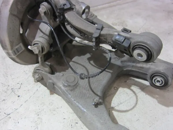BMW 7 F01/F02 Rechter achterophanging OEM 33326796498 image 7