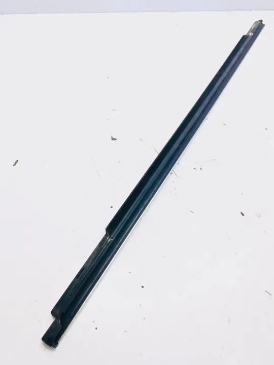LISTWA ZGARNIAJĄCA LEWA TYLNA PEUGEOT 5008 - OEM image 3