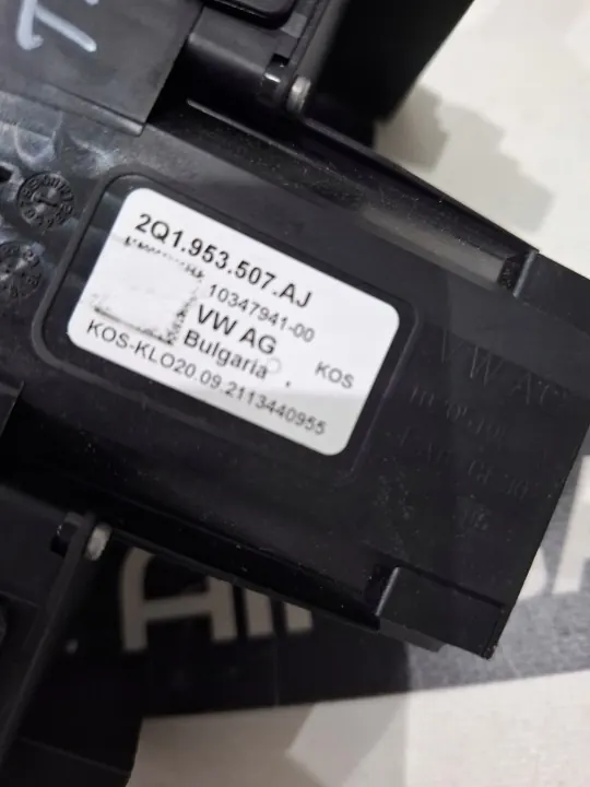 Interruptor VW OEM 2q1953507aj - Estado Usado image 10