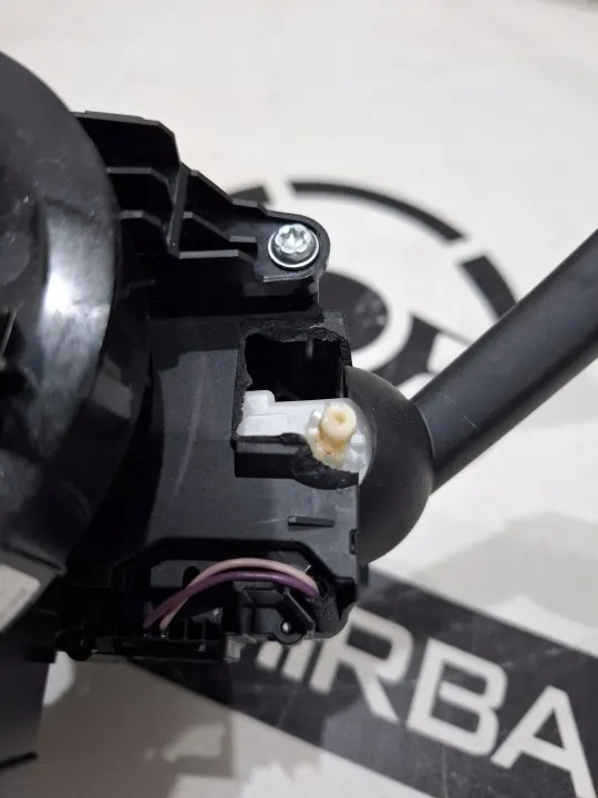 Interruptor VW OEM 2q1953507aj - Estado Usado image 6