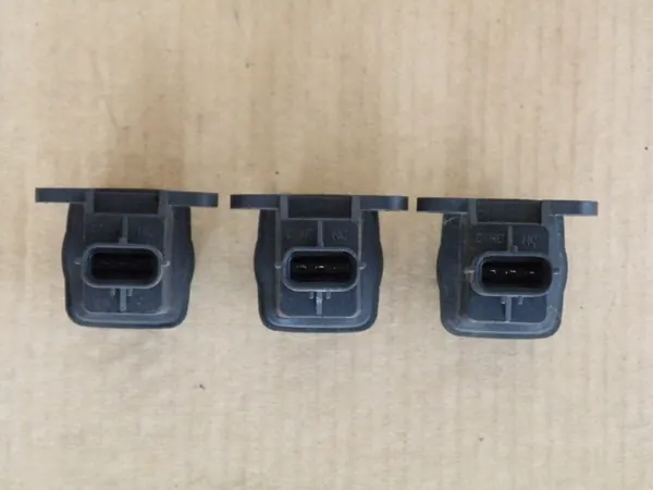 Renault Megane I Trafic II Krocksensor 7700306391 image 6