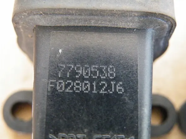 Renault Megane I Trafic II Krocksensor 7700306391 image 7