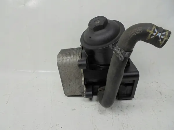 Oljefilterhus Audi A1 VW Polo Seat Ibiza IV 1.2 TDI image 10