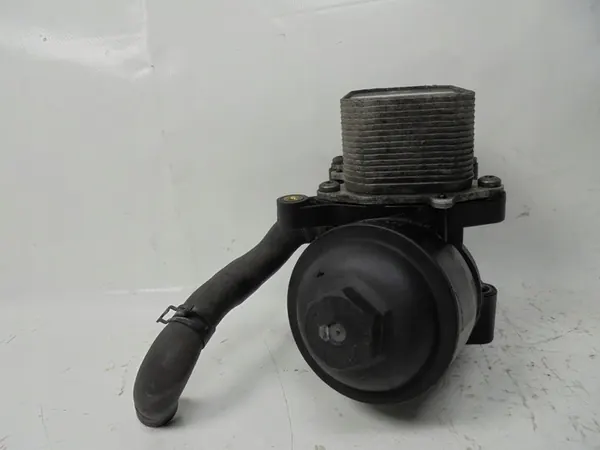 Oljefilterhus Audi A1 VW Polo Seat Ibiza IV 1.2 TDI image 4