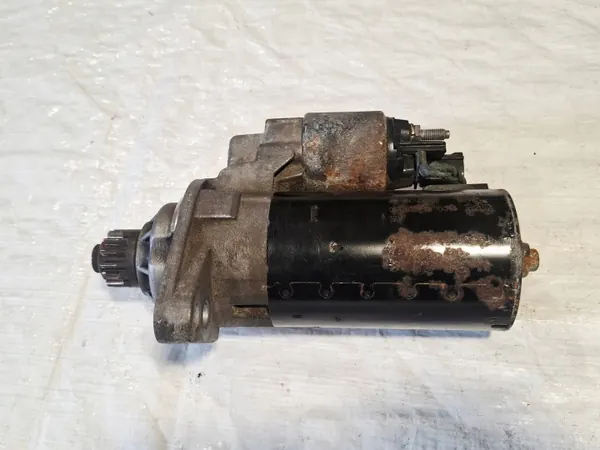 Käynnistin OEM 02Z911023S VW Passat B6 2.0 TDI:lle image 2