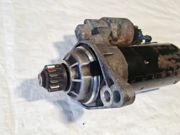 Käynnistin OEM 02Z911023S VW Passat B6 2.0 TDI:lle image 3