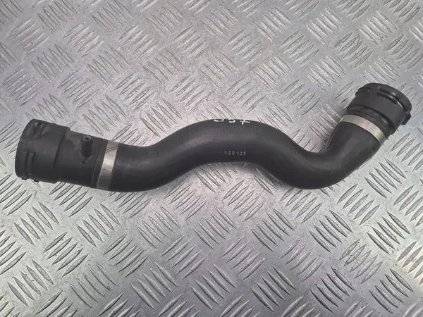 BMW 5 F10 Vesiputki 7619684 image 2