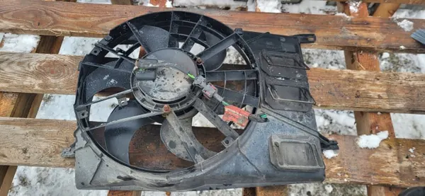 Saab 9-3 2.0T Lüftergehäuse OEM 4962924 (1998-) image 2