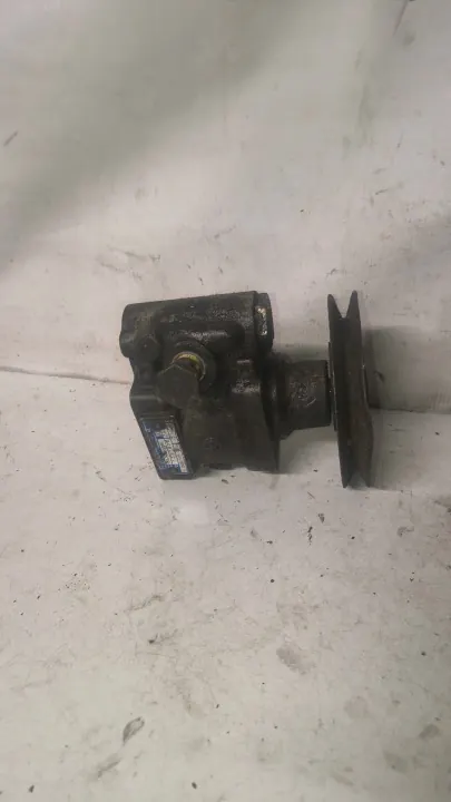 ZF servostyrpump OEM 049145155 för VW LT image 2