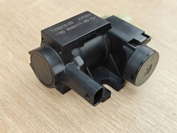 Válvula de vacío OEM 8589117 para BMW 2.0D G26 G20 G01 image 3