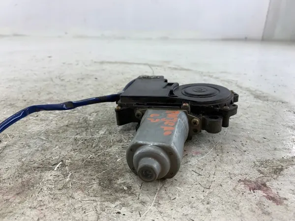 Motor de ventana izquierdo Mitsubishi Pajero Pinin MR371761 image 3